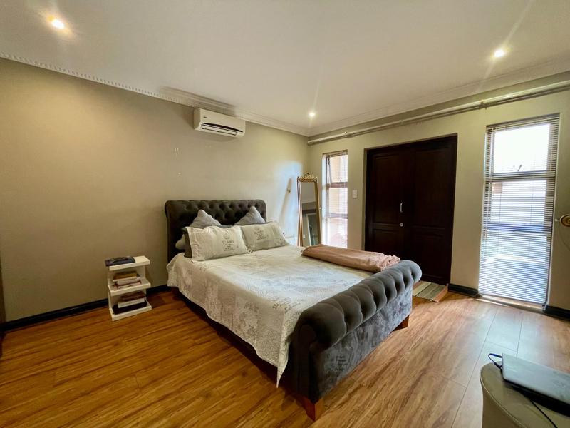 5 Bedroom Property for Sale in Willow Acres Gauteng