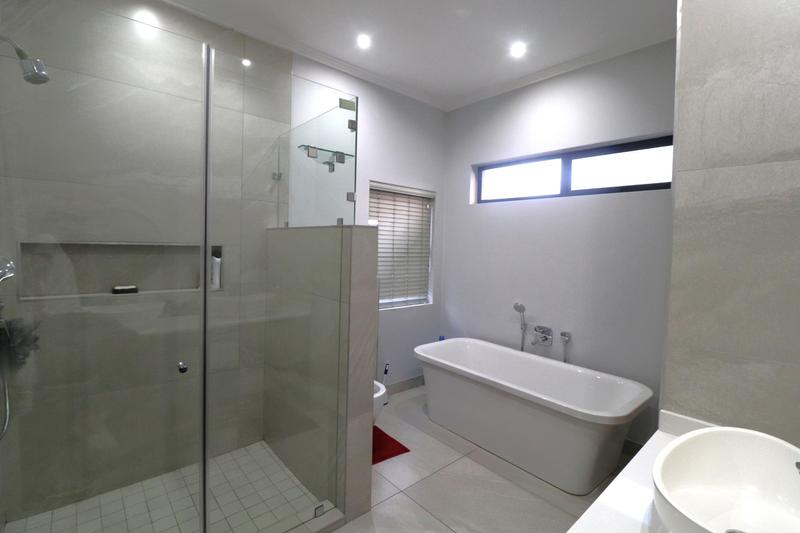 3 Bedroom Property for Sale in Olivedale Gauteng
