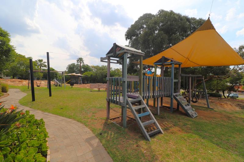 3 Bedroom Property for Sale in Olivedale Gauteng
