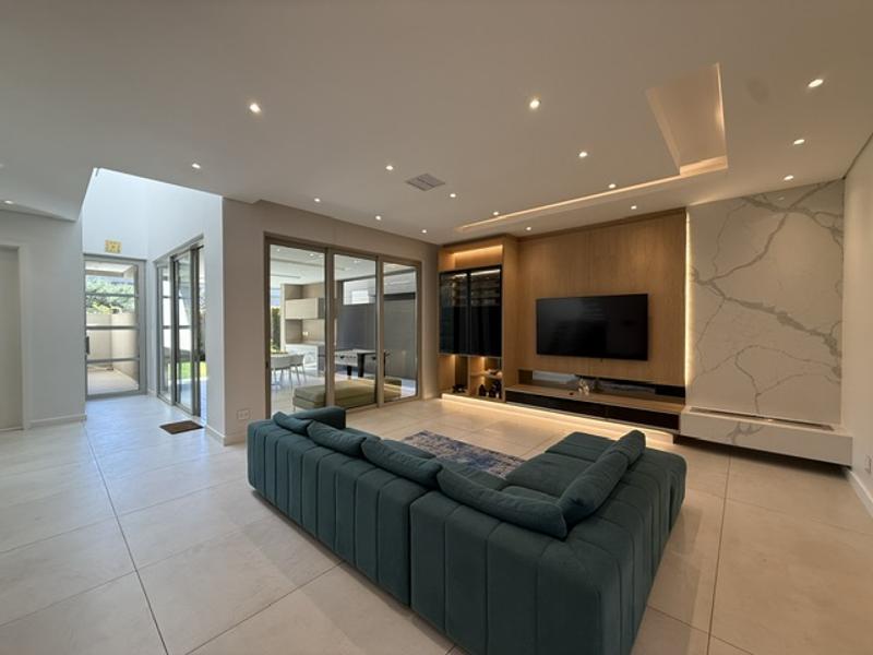 4 Bedroom Property for Sale in Morningside Gauteng