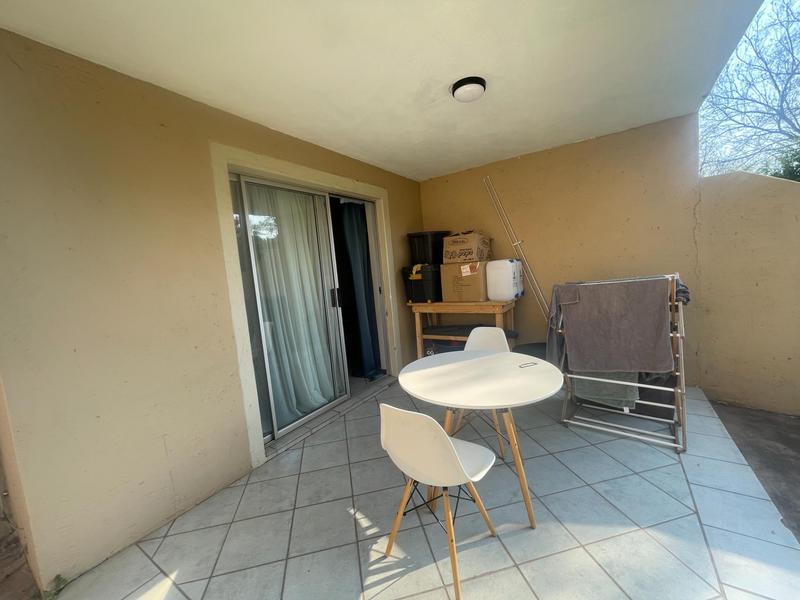 2 Bedroom Property for Sale in Die Hoewes Gauteng
