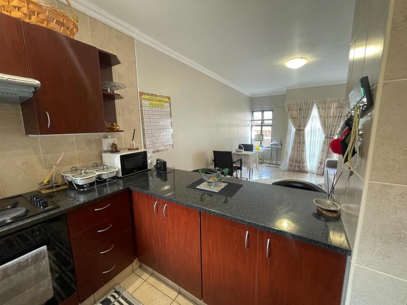 1 Bedroom Property for Sale in Zwartkop Golf Estate Gauteng