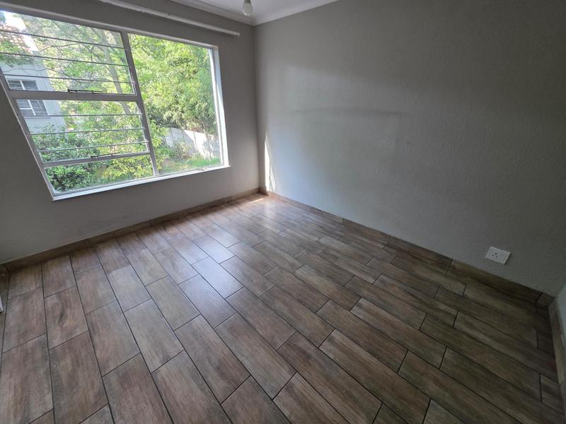 2 Bedroom Property for Sale in Benmore Gauteng