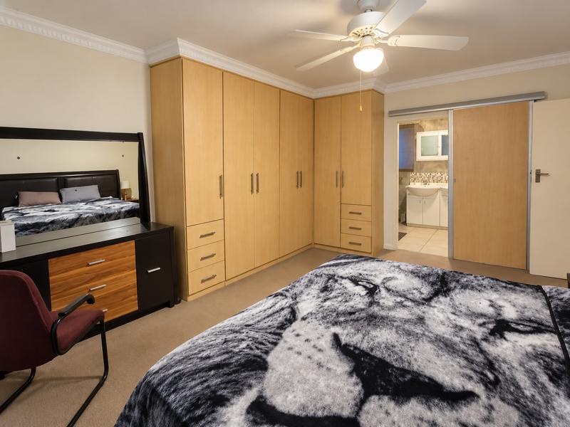 5 Bedroom Property for Sale in Amberfield Gauteng