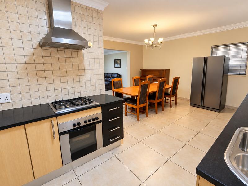 5 Bedroom Property for Sale in Amberfield Gauteng