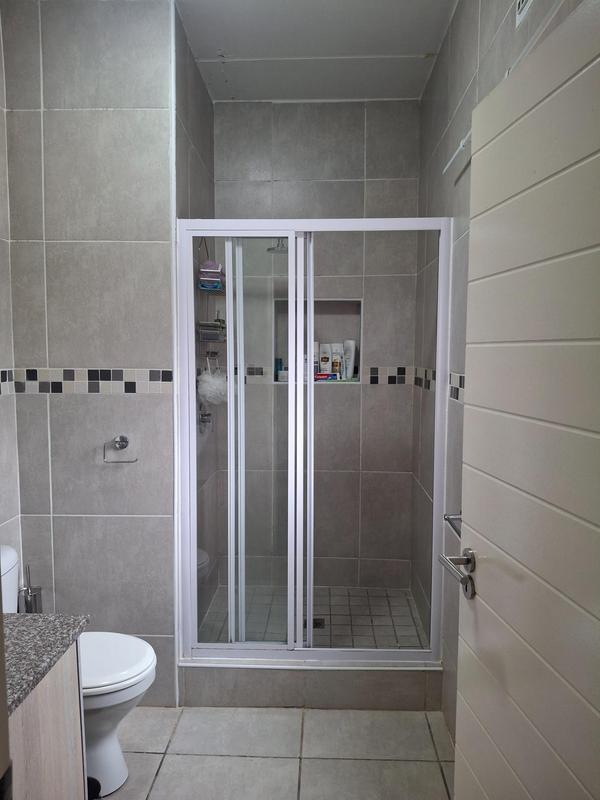 To Let 2 Bedroom Property for Rent in Victory Park Gauteng