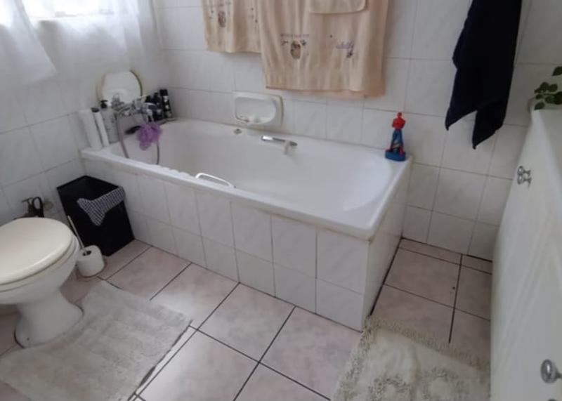 3 Bedroom Property for Sale in Florentia Gauteng