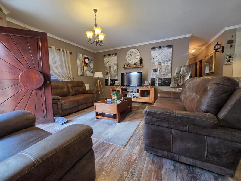 3 Bedroom Property for Sale in New Redruth Gauteng