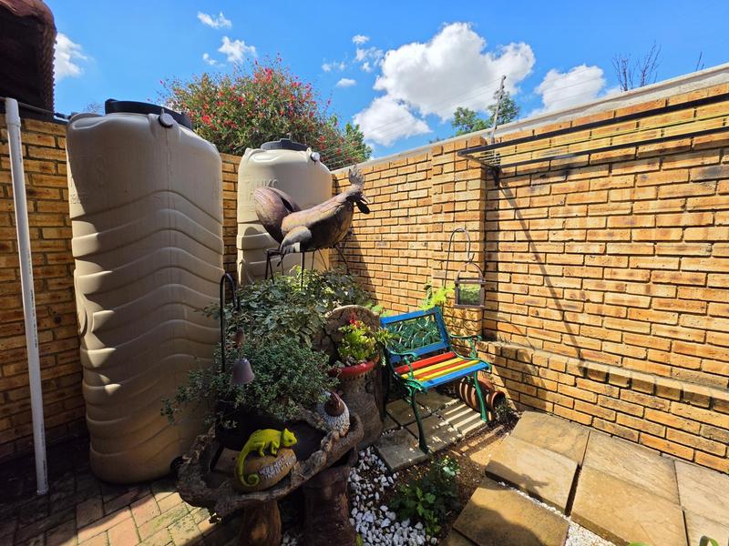 3 Bedroom Property for Sale in New Redruth Gauteng
