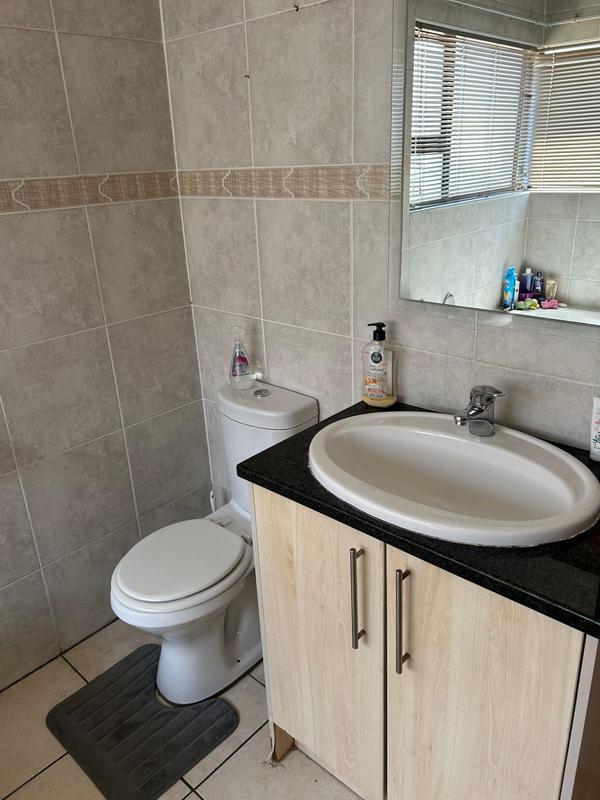 To Let 3 Bedroom Property for Rent in Sonneveld Gauteng