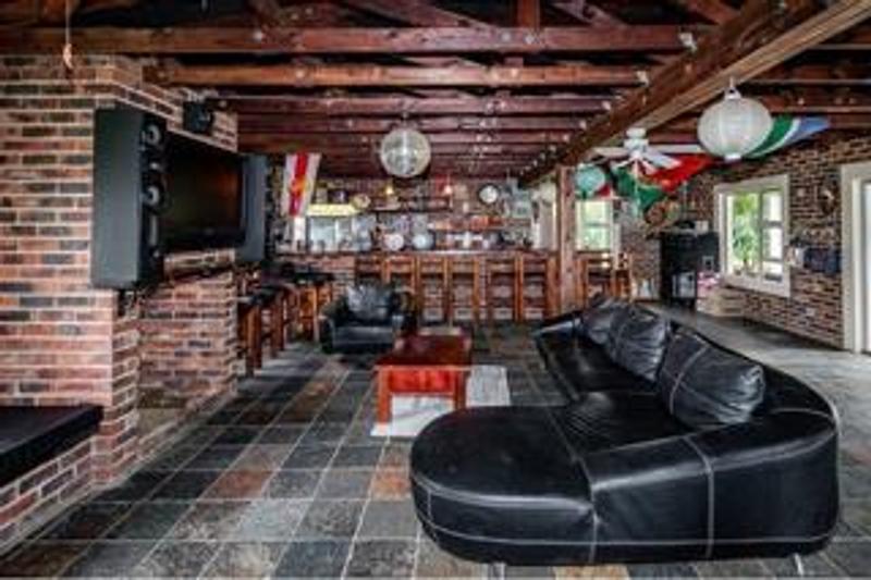 4 Bedroom Property for Sale in Walker Fruit Farms Gauteng