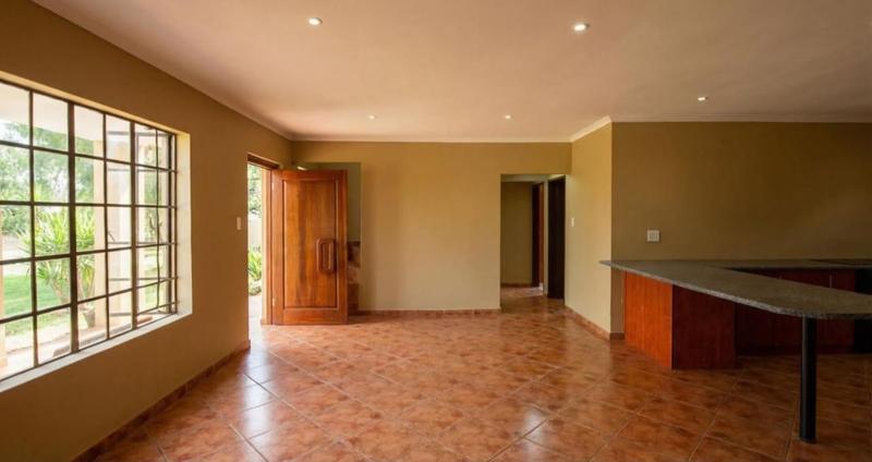 6 Bedroom Property for Sale in Kameeldrift West Gauteng