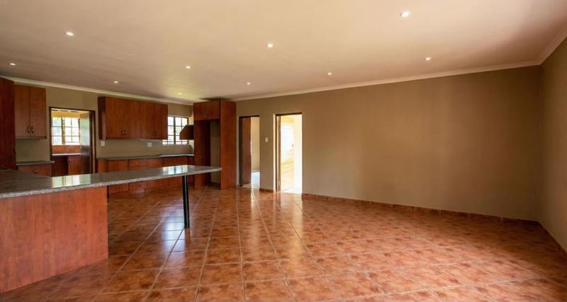 6 Bedroom Property for Sale in Kameeldrift West Gauteng