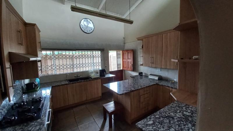 4 Bedroom Property for Sale in Pretoria Gardens Gauteng
