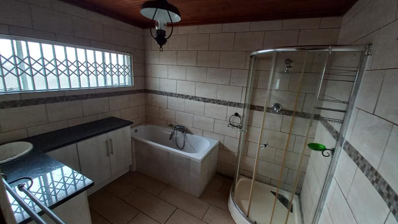 4 Bedroom Property for Sale in Pretoria Gardens Gauteng