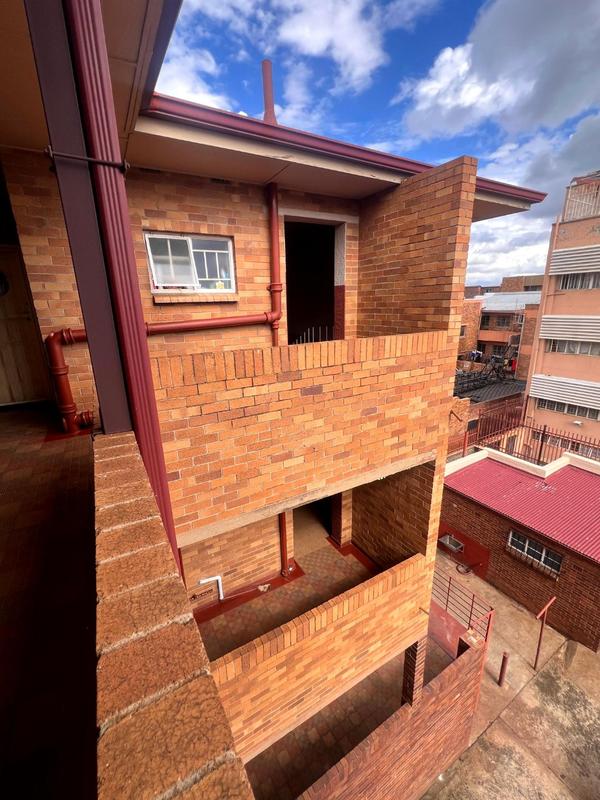 1 Bedroom Property for Sale in Florida Gauteng