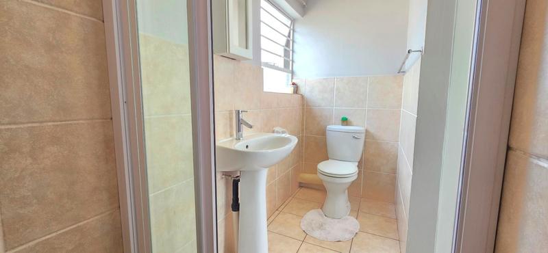 3 Bedroom Property for Sale in Wilgeheuwel Gauteng