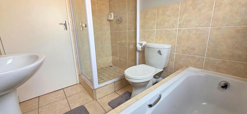 3 Bedroom Property for Sale in Wilgeheuwel Gauteng