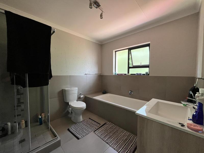 3 Bedroom Property for Sale in Fairlead Gauteng