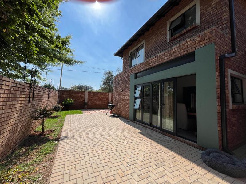 3 Bedroom Property for Sale in Fairlead Gauteng