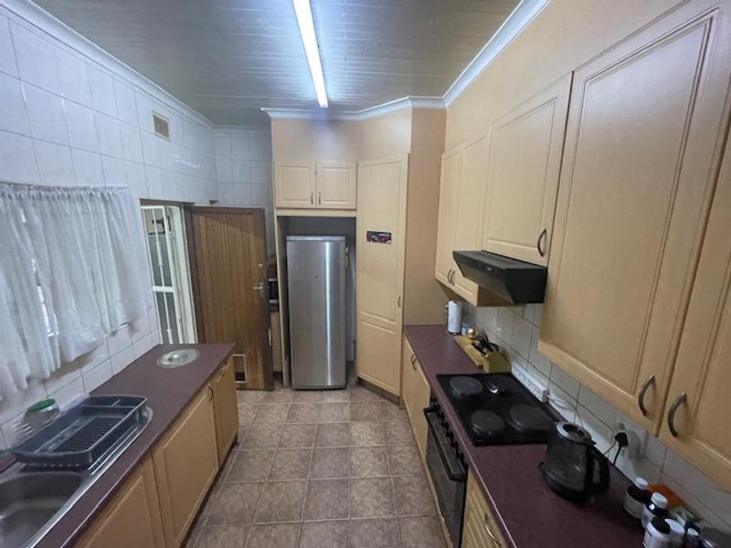 To Let 3 Bedroom Property for Rent in Bonaero Park Gauteng