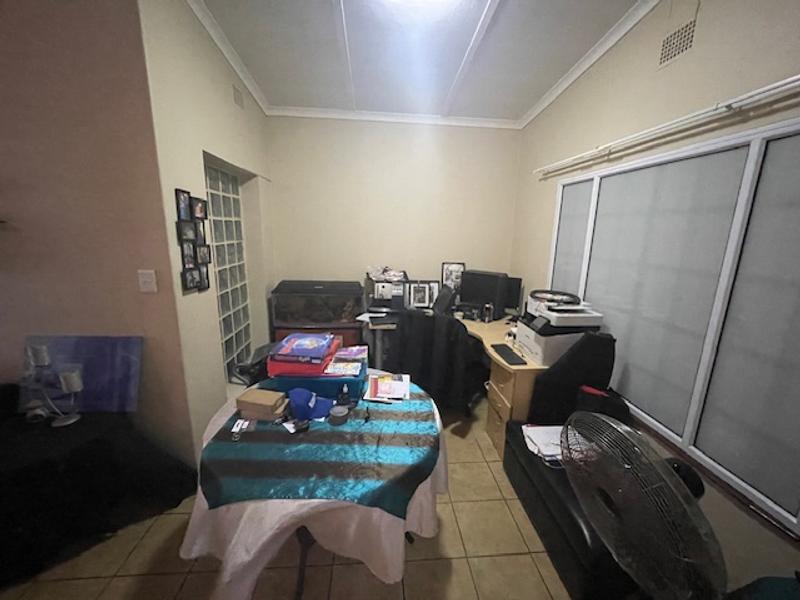 To Let 3 Bedroom Property for Rent in Bonaero Park Gauteng