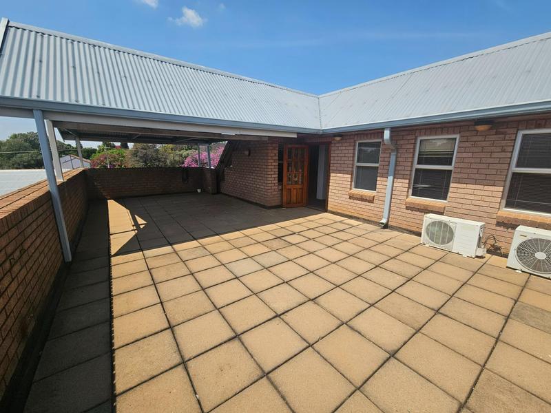 To Let Commercial Property for Rent in Waterkloof A H Gauteng
