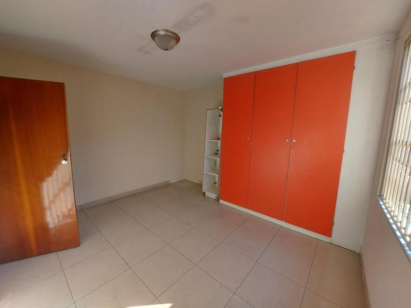 To Let 2 Bedroom Property for Rent in Laudium Gauteng