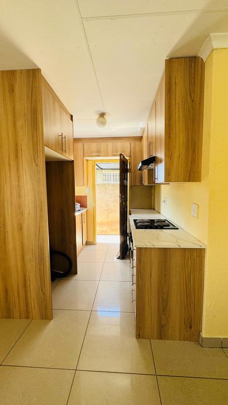 To Let 3 Bedroom Property for Rent in Windmill Park Gauteng