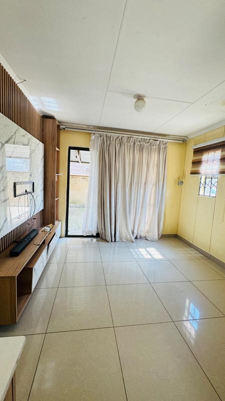 To Let 3 Bedroom Property for Rent in Windmill Park Gauteng