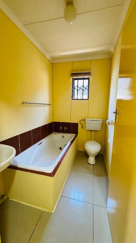 To Let 3 Bedroom Property for Rent in Windmill Park Gauteng