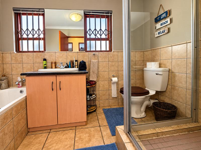 3 Bedroom Property for Sale in Faerie Glen Gauteng