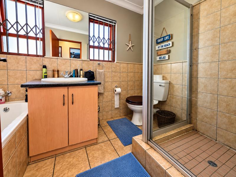 3 Bedroom Property for Sale in Faerie Glen Gauteng