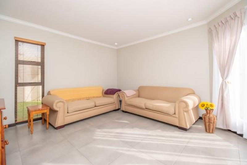 To Let 3 Bedroom Property for Rent in Sunninghill Gauteng