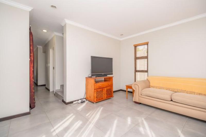 To Let 3 Bedroom Property for Rent in Sunninghill Gauteng