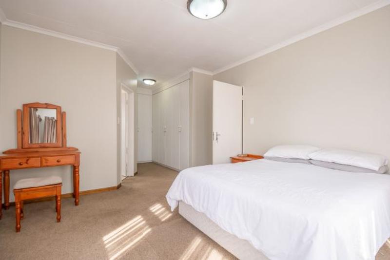 To Let 3 Bedroom Property for Rent in Sunninghill Gauteng
