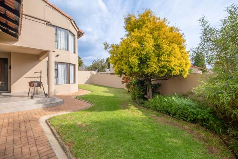 To Let 3 Bedroom Property for Rent in Sunninghill Gauteng