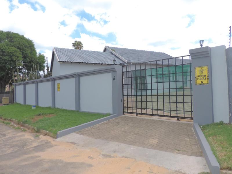 To Let 1 Bedroom Property for Rent in Van Riebeeck Park Gauteng