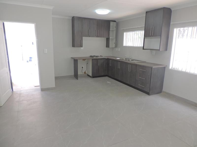 To Let 1 Bedroom Property for Rent in Van Riebeeck Park Gauteng