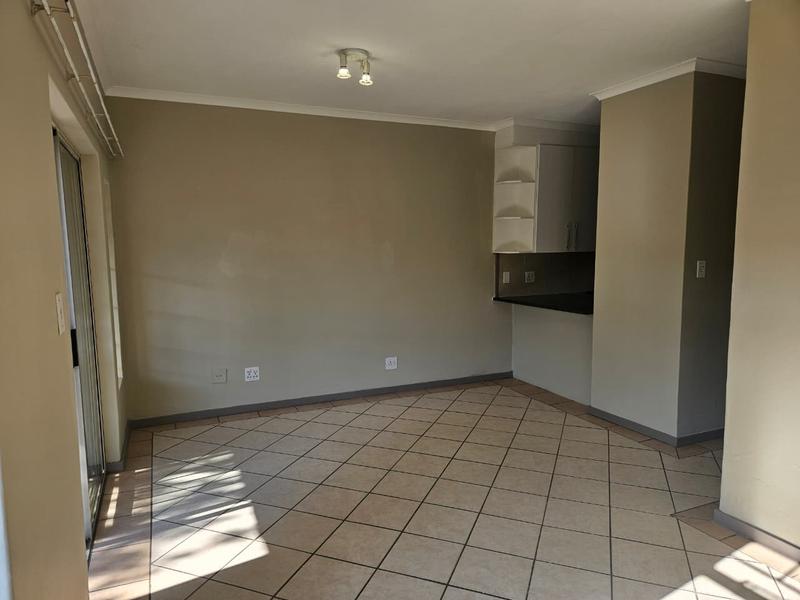 To Let 2 Bedroom Property for Rent in Monavoni Gauteng