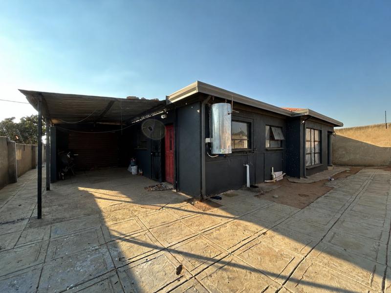 4 Bedroom Property for Sale in Soshanguve Gauteng