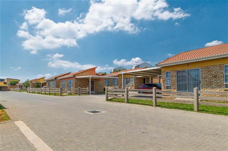 To Let 3 Bedroom Property for Rent in Cosmo City Gauteng