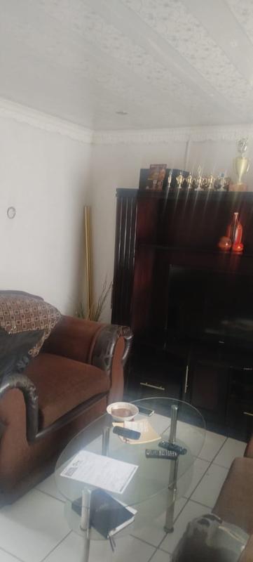 7 Bedroom Property for Sale in Tembisa Gauteng
