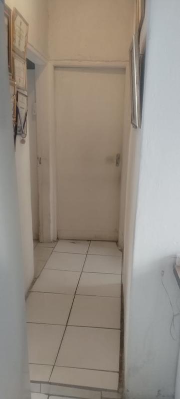 7 Bedroom Property for Sale in Tembisa Gauteng