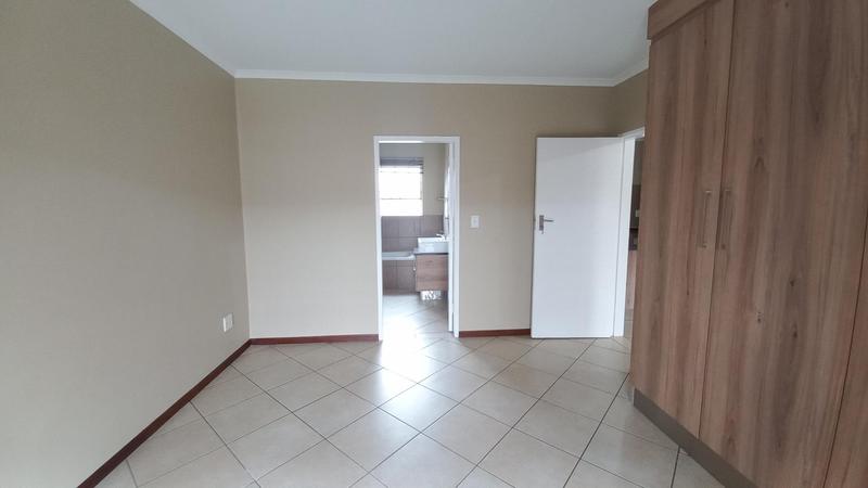 To Let 3 Bedroom Property for Rent in Monavoni Gauteng