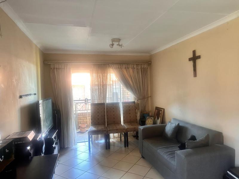 2 Bedroom Property for Sale in Karenpark Gauteng