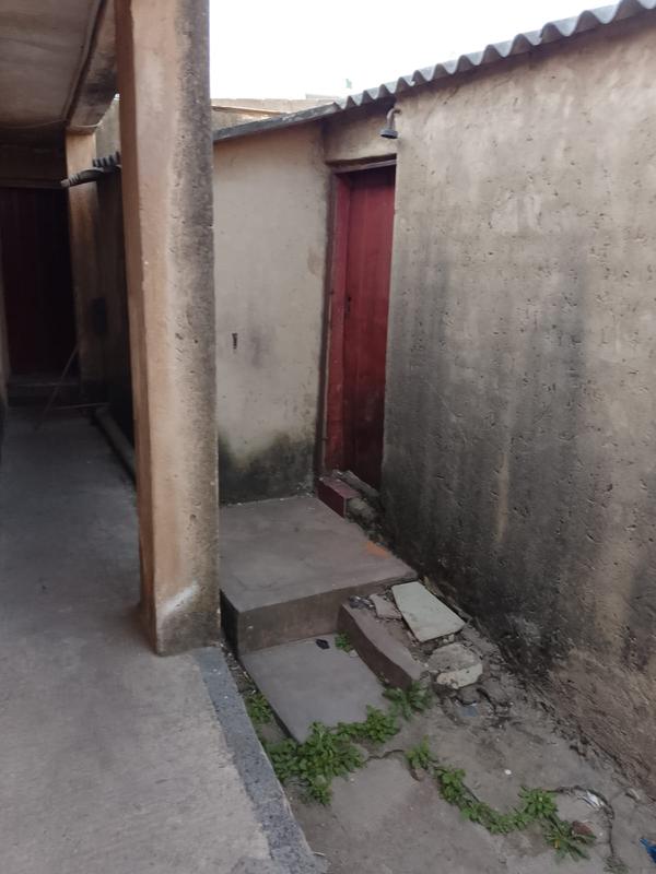 8 Bedroom Property for Sale in Lifateng Gauteng