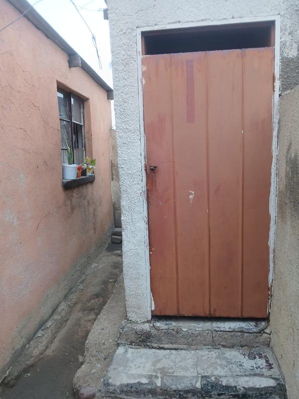 7 Bedroom Property for Sale in Phomolong Gauteng