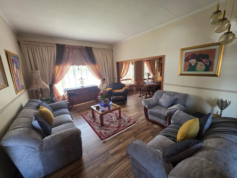 3 Bedroom Property for Sale in Helikonpark Gauteng