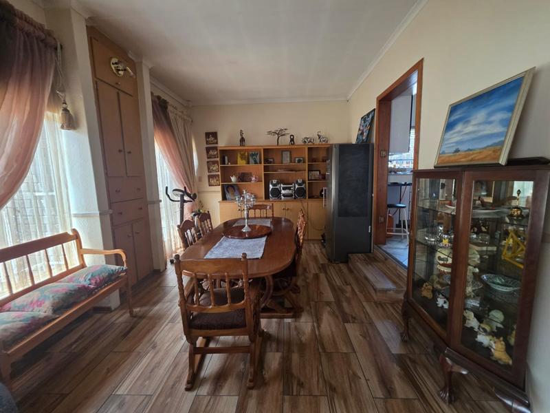 3 Bedroom Property for Sale in Helikonpark Gauteng